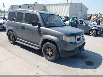HONDA ELEMENT 2011