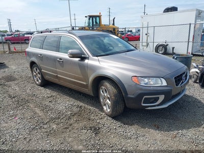 VOLVO XC70 2011