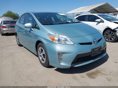 TOYOTA PRIUS 2014