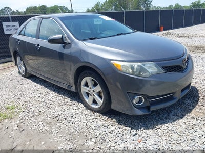 TOYOTA CAMRY 2012
