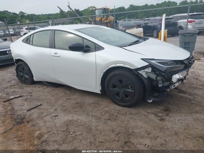 TOYOTA PRIUS 2024