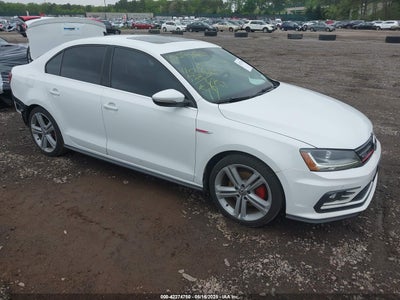 VOLKSWAGEN JETTA 2017