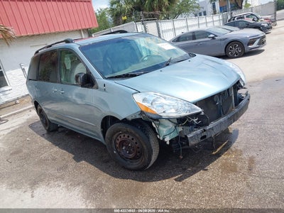 TOYOTA SIENNA 2008
