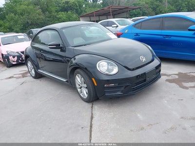 VOLKSWAGEN BEETLE 2017