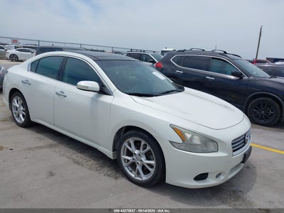 NISSAN MAXIMA 2014