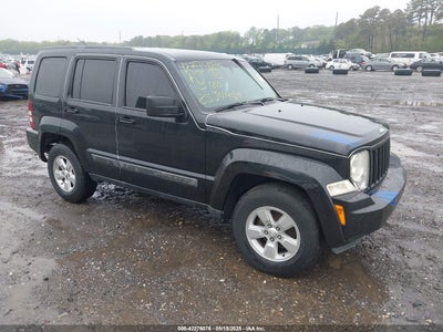 JEEP LIBERTY 2010