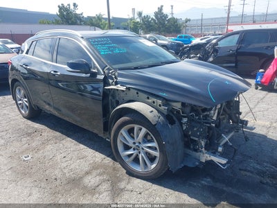 INFINITI QX30 2018