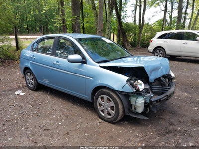 HYUNDAI ACCENT 2011