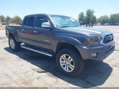 TOYOTA TACOMA 2015