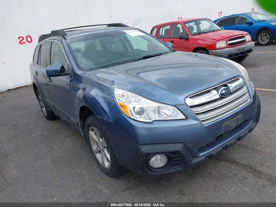 SUBARU OUTBACK 2013