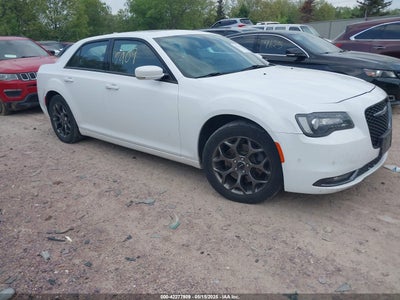 CHRYSLER 300 2015