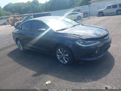 CHRYSLER 200 2016