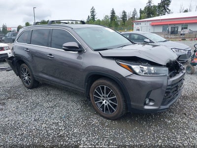 TOYOTA HIGHLANDER 2017