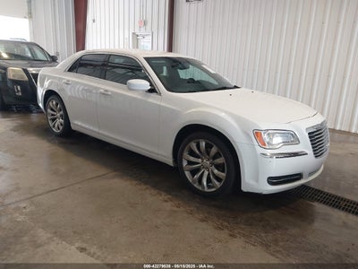 CHRYSLER 300 2014