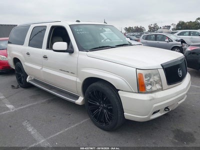 CADILLAC ESCALADE ESV 2004