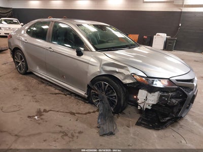 TOYOTA CAMRY 2019