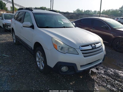 SUBARU OUTBACK 2013