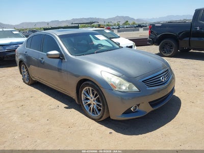 INFINITI G37 2011