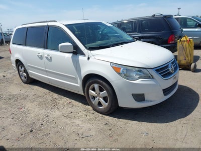 VOLKSWAGEN ROUTAN 2011
