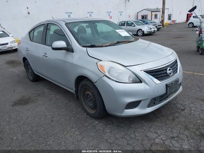 NISSAN VERSA 2014