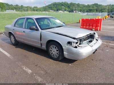 FORD CROWN VICTORIA 2004