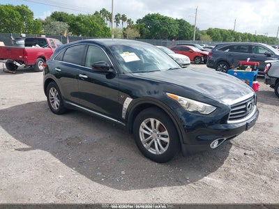 INFINITI QX70 2014
