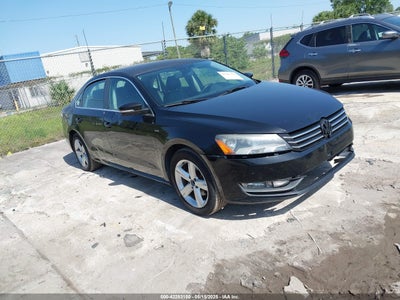 VOLKSWAGEN PASSAT 2015