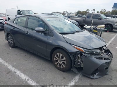 TOYOTA PRIUS PRIME 2021