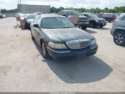 LINCOLN TOWN CAR 2007
