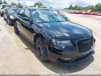 CHRYSLER 300 2021