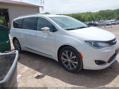 CHRYSLER PACIFICA 2018