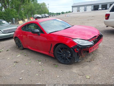 TOYOTA GR86 2024