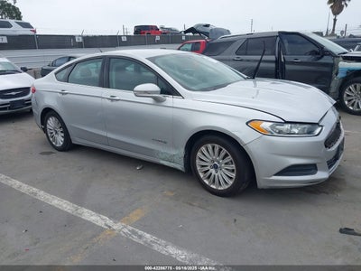 FORD FUSION HYBRID 2016