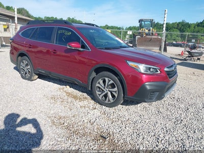 SUBARU OUTBACK 2022