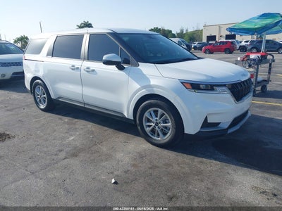 KIA CARNIVAL MPV 2024
