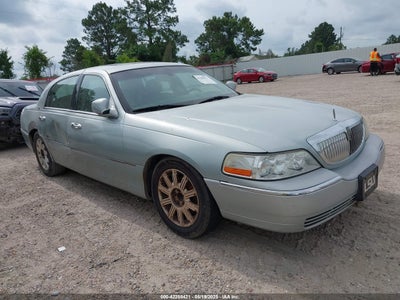 LINCOLN TOWN CAR 2007