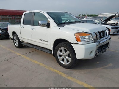 NISSAN TITAN 2010