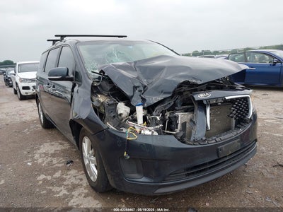 KIA SEDONA 2016