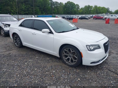 CHRYSLER 300 2017
