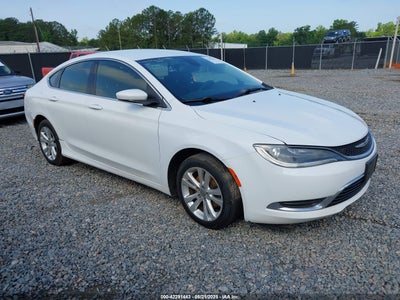 CHRYSLER 200 2015