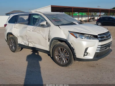 TOYOTA HIGHLANDER 2019