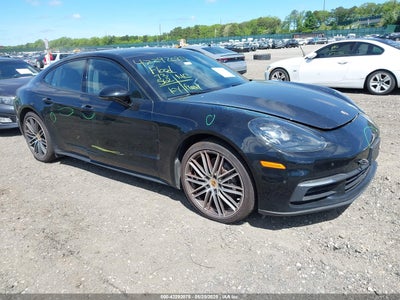 PORSCHE PANAMERA 2017