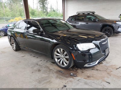 CHRYSLER 300 2017