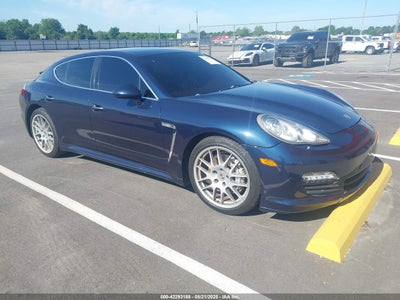 PORSCHE PANAMERA 2012