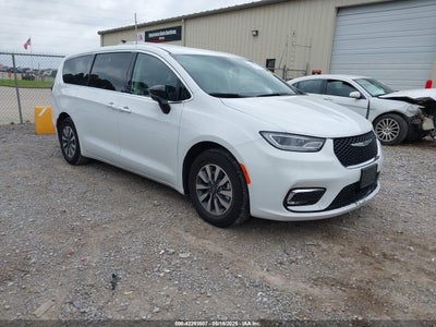 CHRYSLER PACIFICA HYBRID 2024