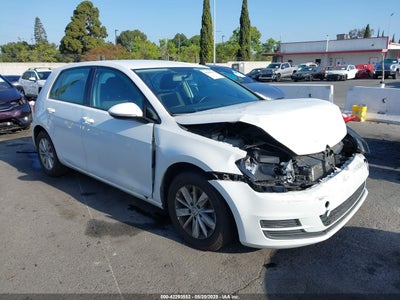 VOLKSWAGEN GOLF 2016