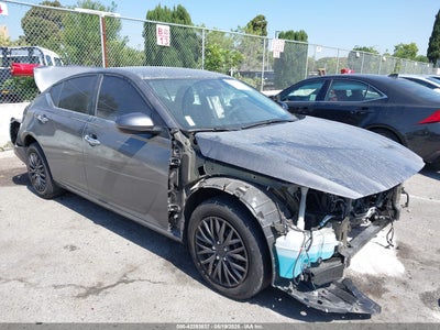 NISSAN ALTIMA 2022