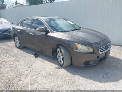 NISSAN MAXIMA 2014