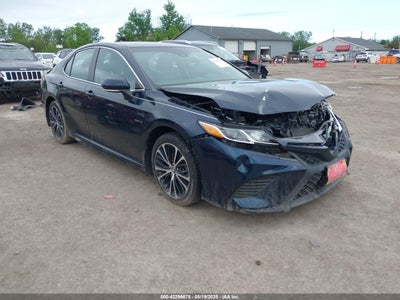 TOYOTA CAMRY 2018
