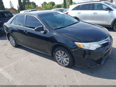 TOYOTA CAMRY 2012